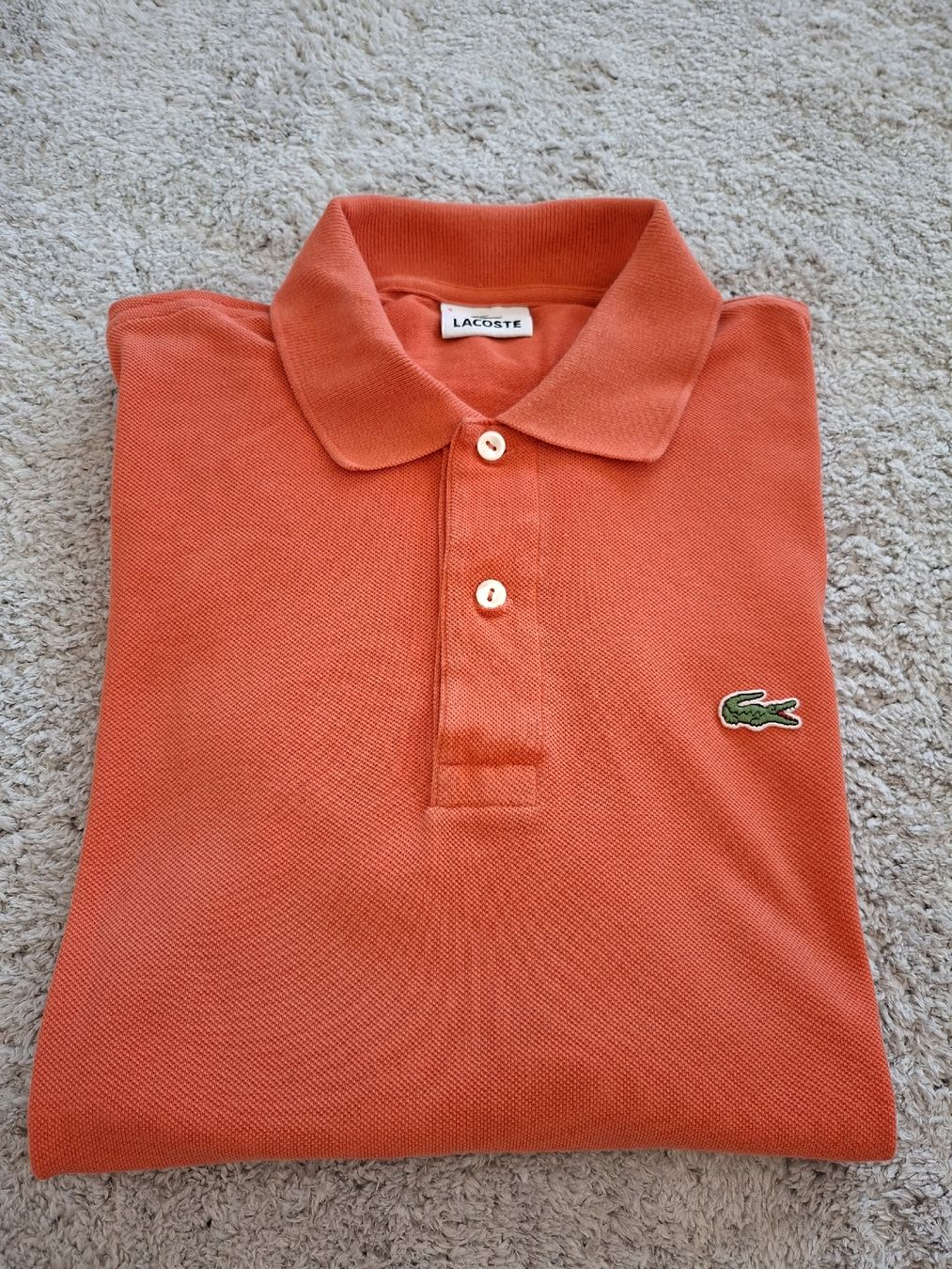 Lacoste Polo-Shirts: Polo Lacoste orange taille 3 occasion  – Gebraucht aus Renens VD von ser_j2fn