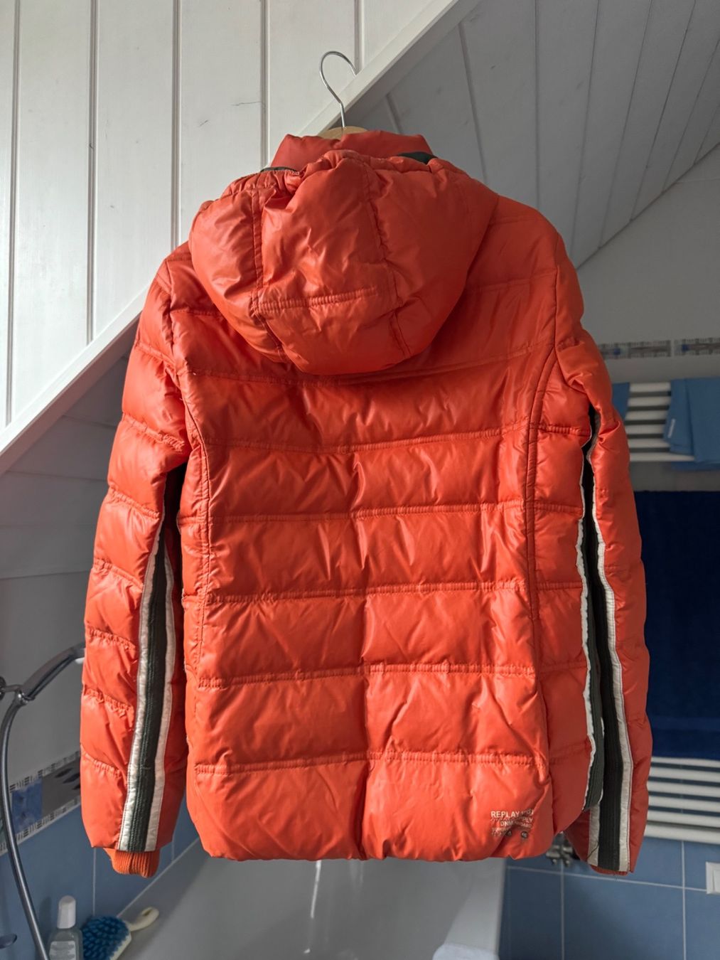 Replay Giacche: Replay Daunen Jacke Größe S – Usato da Trélex venduto da stripedthrift 1