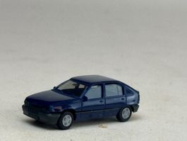 VE1- Herpa Opel Kadett blau