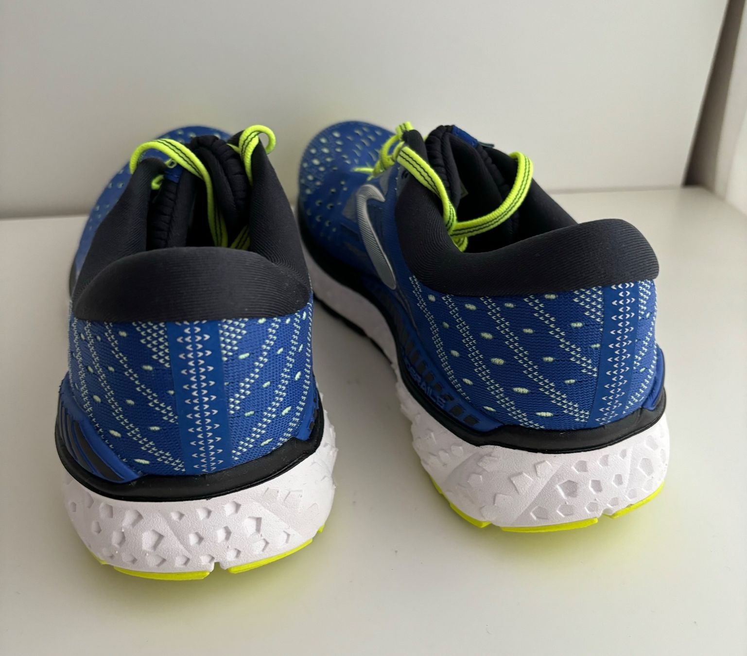 Brooks Herrenschuhe: BROOKS TRANSCEND 6 Laufschuh Herren, 40.5 – Neu und originalverpackt aus Luzern von falena01 5