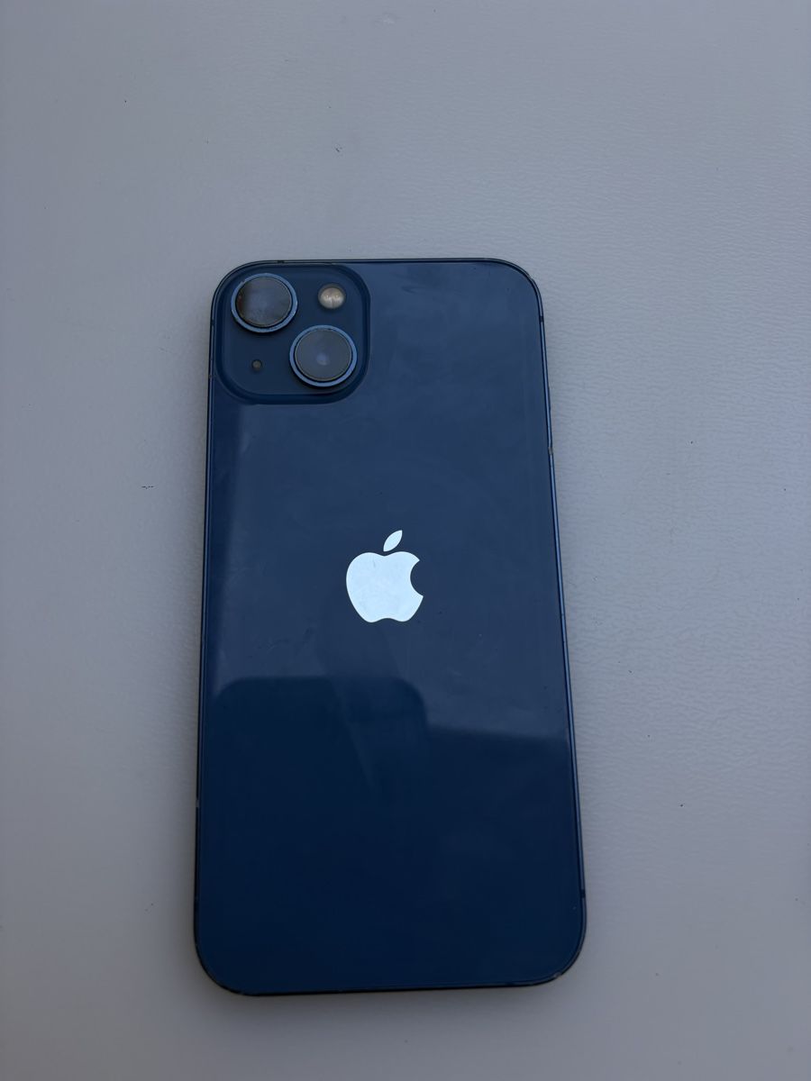 Telefone: iPhone 13 Apple bleu foncé  – Gebraucht aus Le Grand-Saconnex von c7w_ngx7