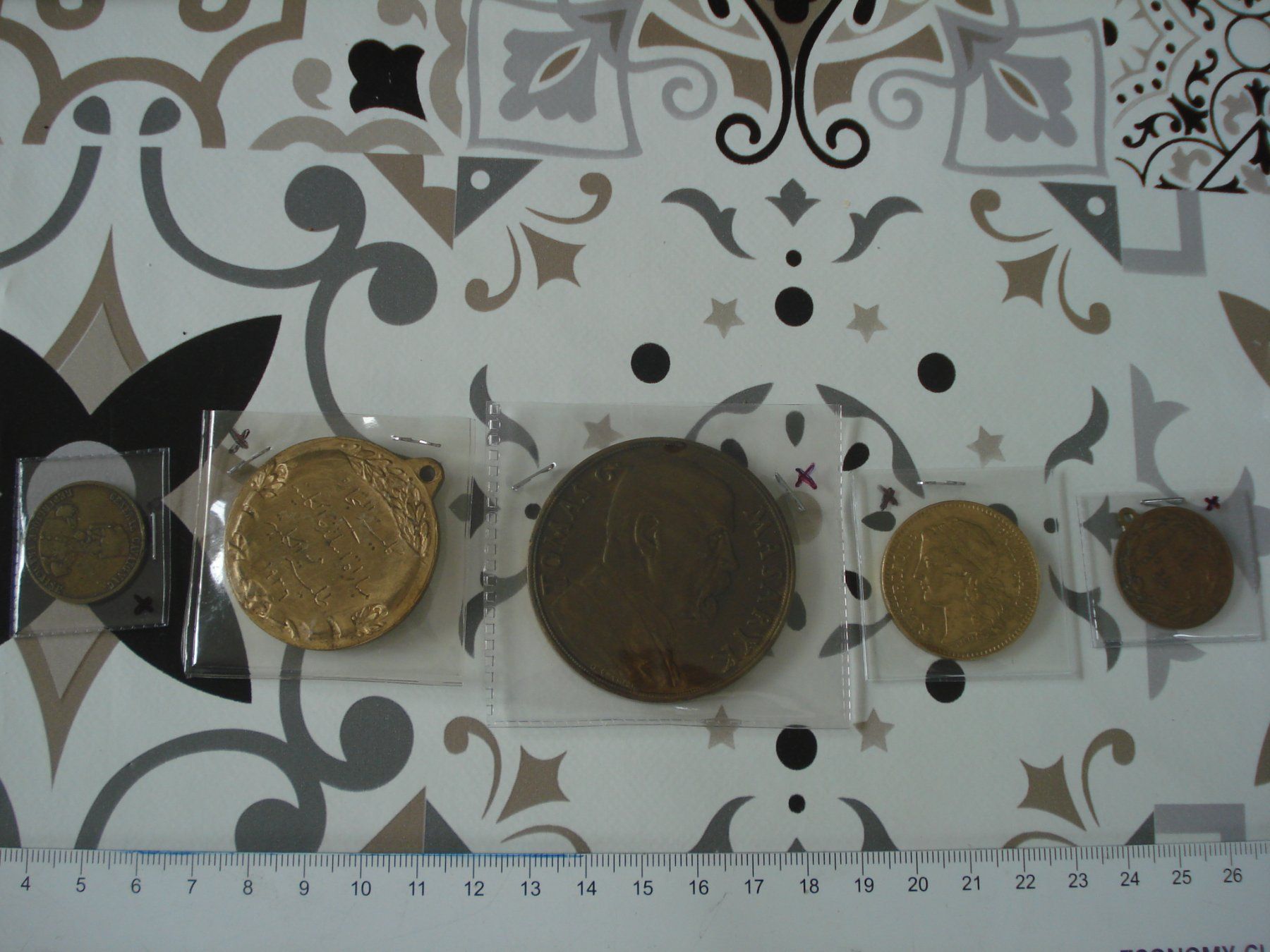 Medaglie: (MB1) Lot médailles – Usato da Erlach venduto da Net-Coins 1