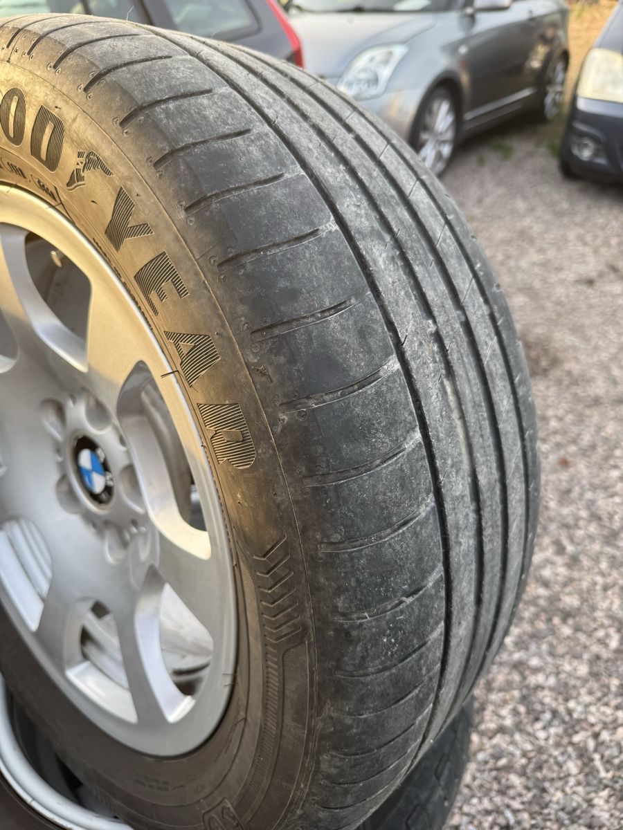 BMW Pneumatici & Ruote complete: BMW Felgen 5x120 E60 5er – Usato da Menziken venduto da rob_z8tq 2