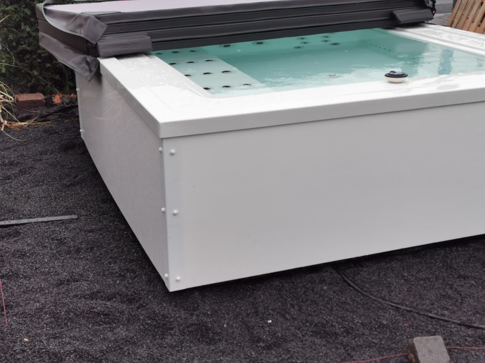 Whirlpool: Whirlpool - The One – Usato da Stetten AG venduto da LavaPools 6