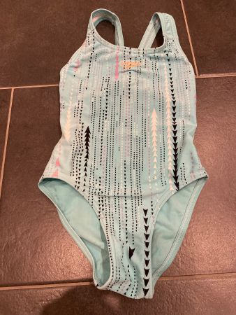Speedo Badekleid ca. Gr. 116 👉🏻Masse beachten!
