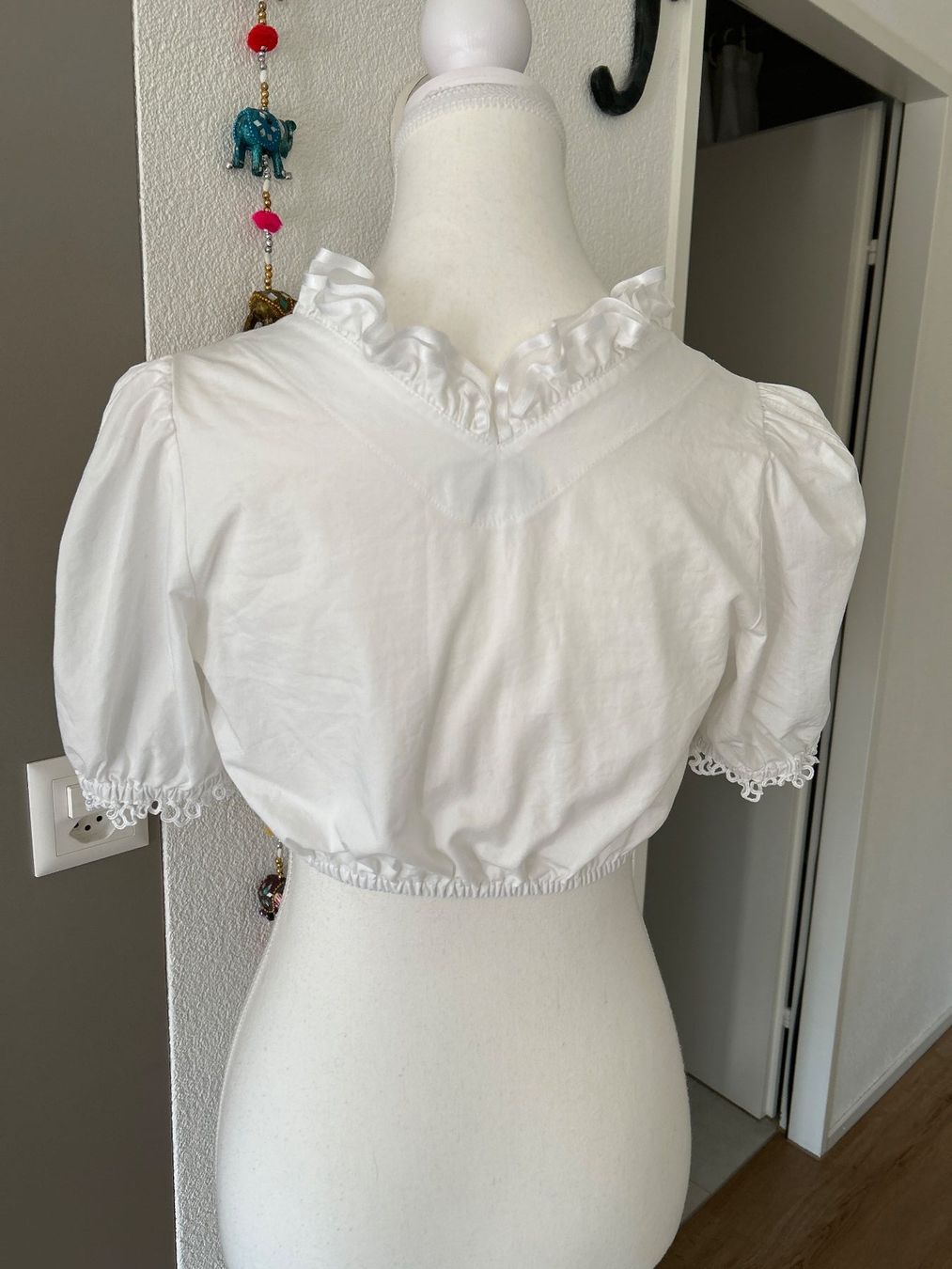 Krüger Camicette: Krüger Manufaktur Dirndlbluse weiss Gr.36 – Usato da Brunnen venduto da Nala2929 4