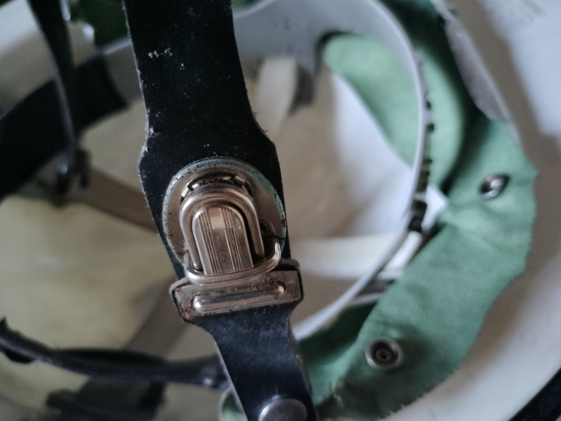 Pompieri: Alter Schweizer Feuerwehr Helm – Usato da Schwanden Sigrisw venduto da len_9yqg 4