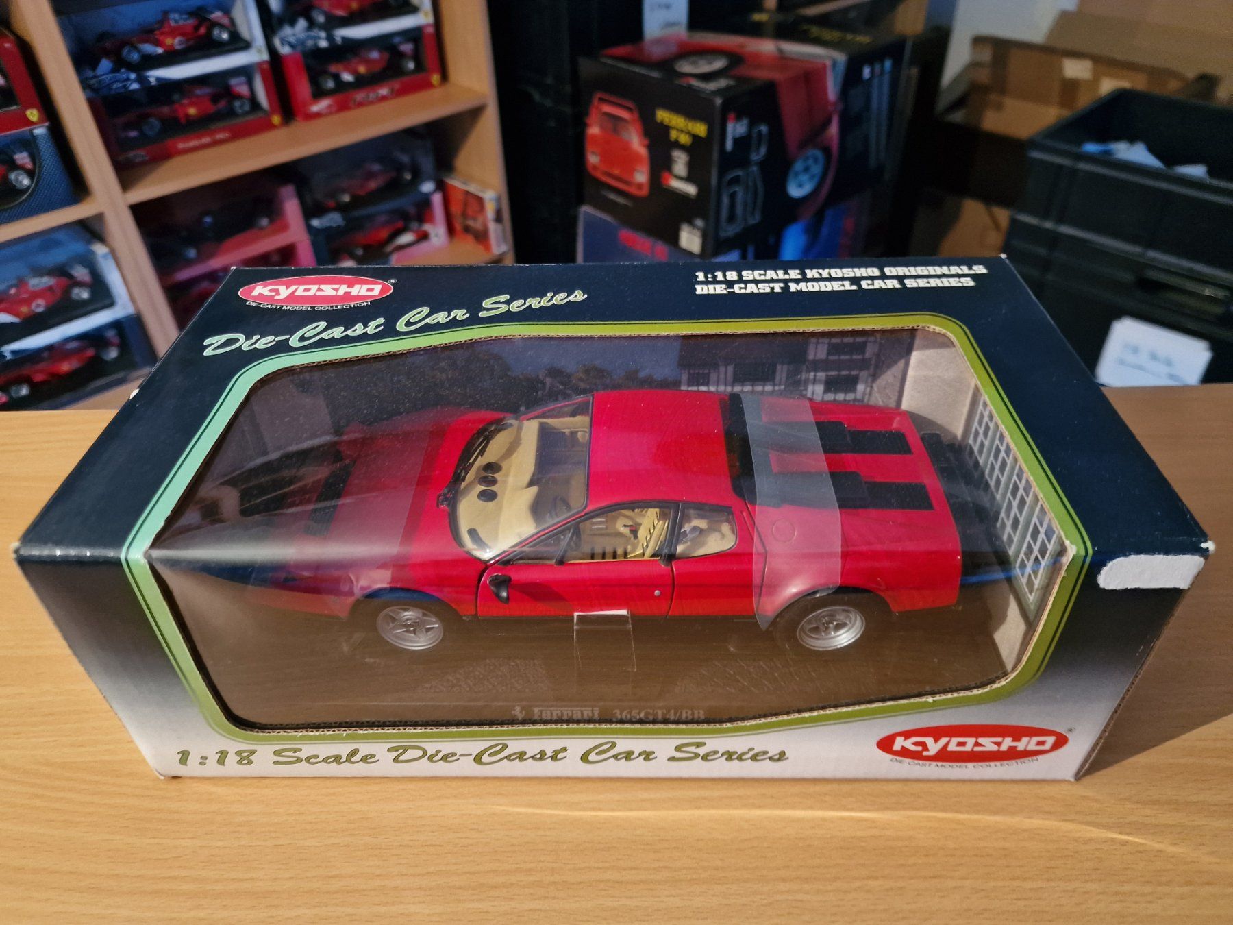 Kyosho Modellini d'auto: Ferrari 365 GT4 BB Kyosho Rot – Nuovo (secondo la descrizione) da Sisikon venduto da Hippiegv