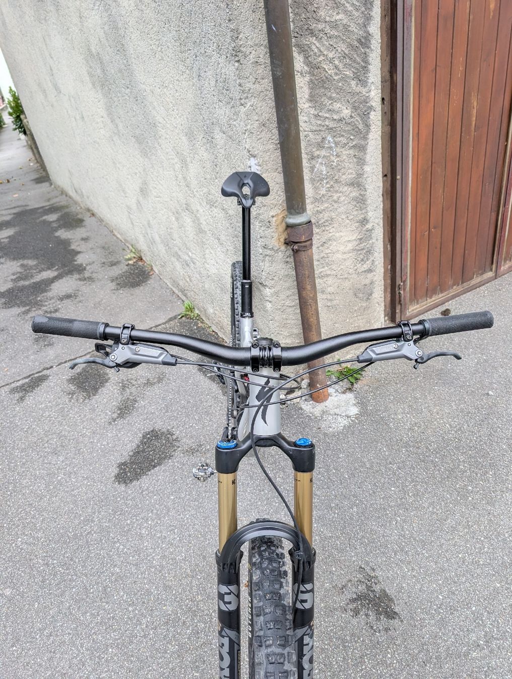 Specialized Velos: Specialized Stumpjumper alloy  – Gebraucht aus Collonges von SelligZeittom 3