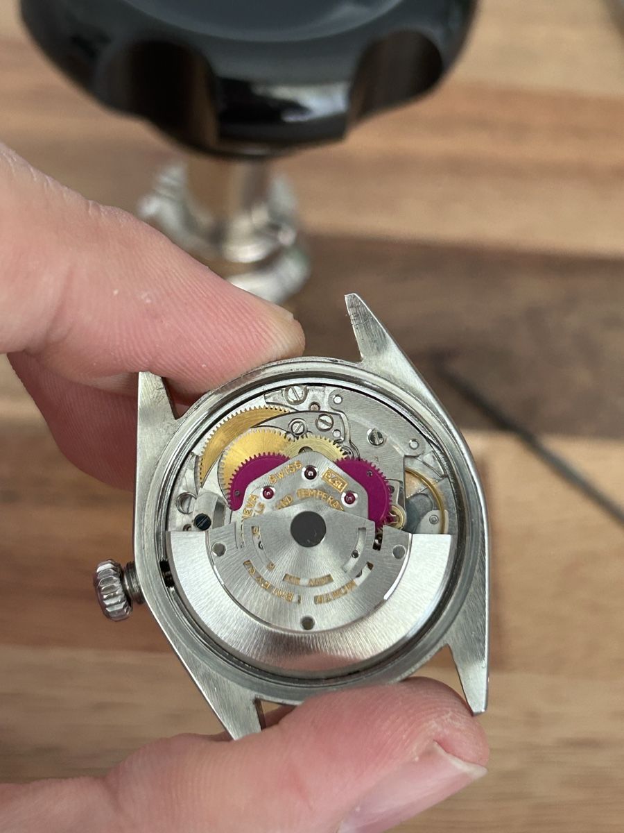 Rolex Orologi: Rolex Oyster perpetual date réf 1500 34mm – Usato da Fleurier venduto da Somnium_wtch 2