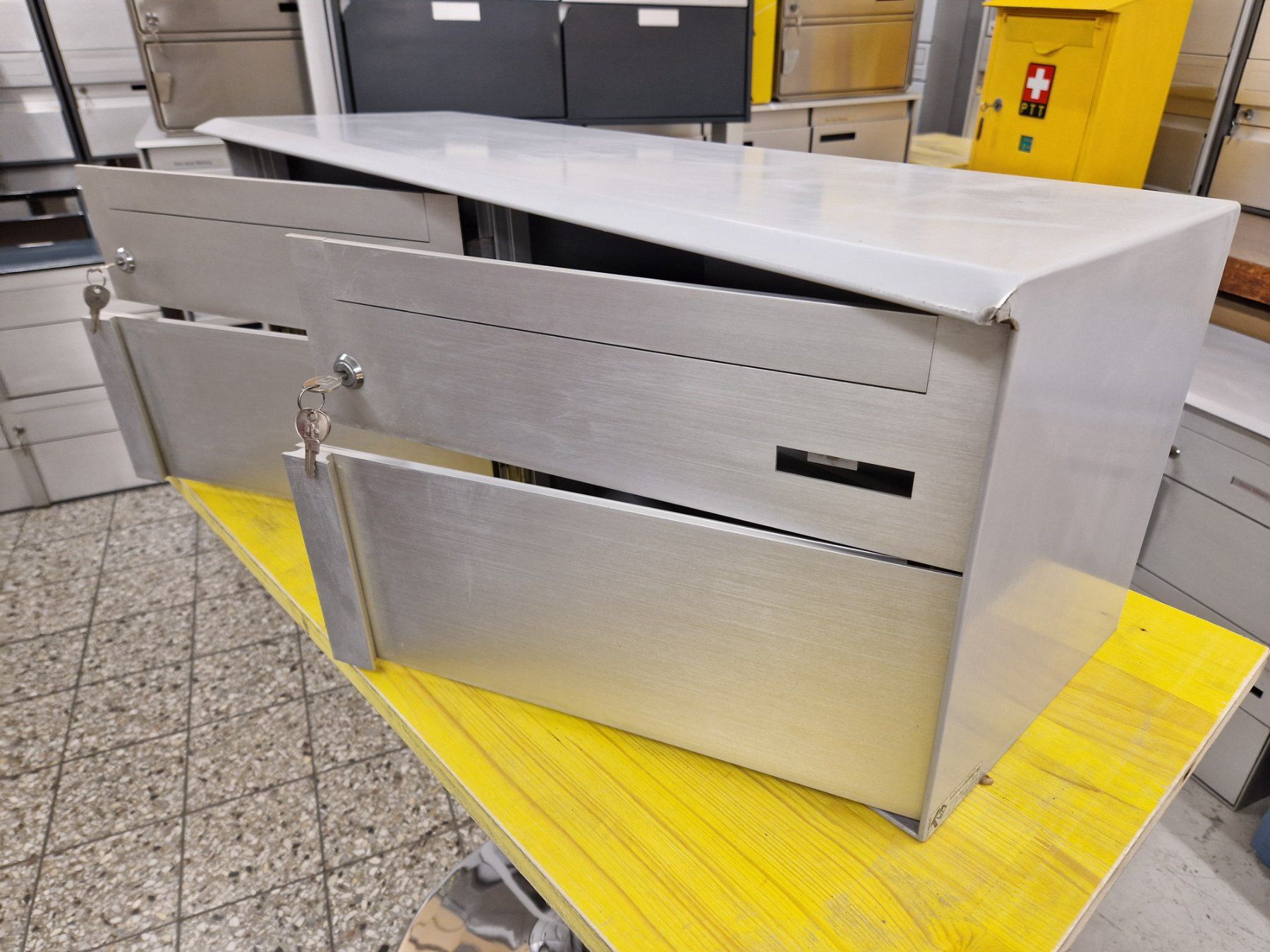 Altro per la casa: 2-er Briefkasten ( Stebler ) – Usato da Wiler b.Utzenstorf venduto da bamaa-shop 4