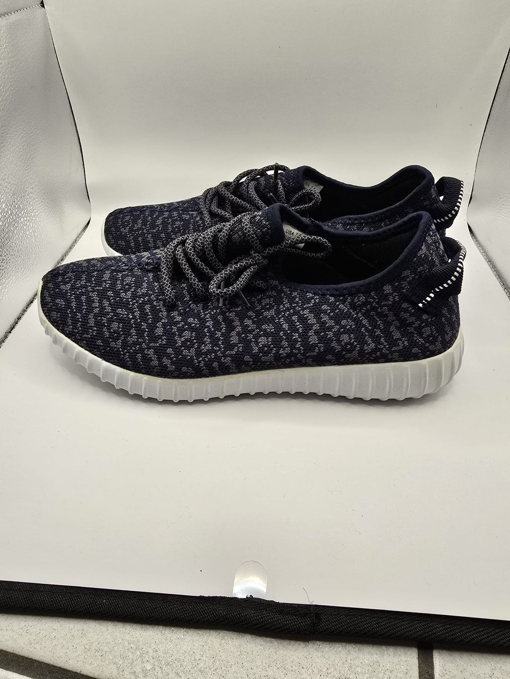 Scarpe da uomo: Baskets tendance bleues pointure 42 – Nuovo (secondo la descrizione) da Neuchâtel venduto da mel_6m7r 2