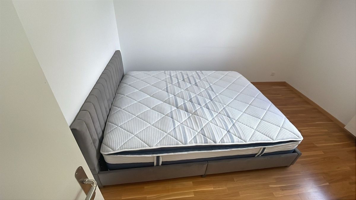 Letti: Bett + Matratze  – Usato da Winterthur venduto da pia_s6ws