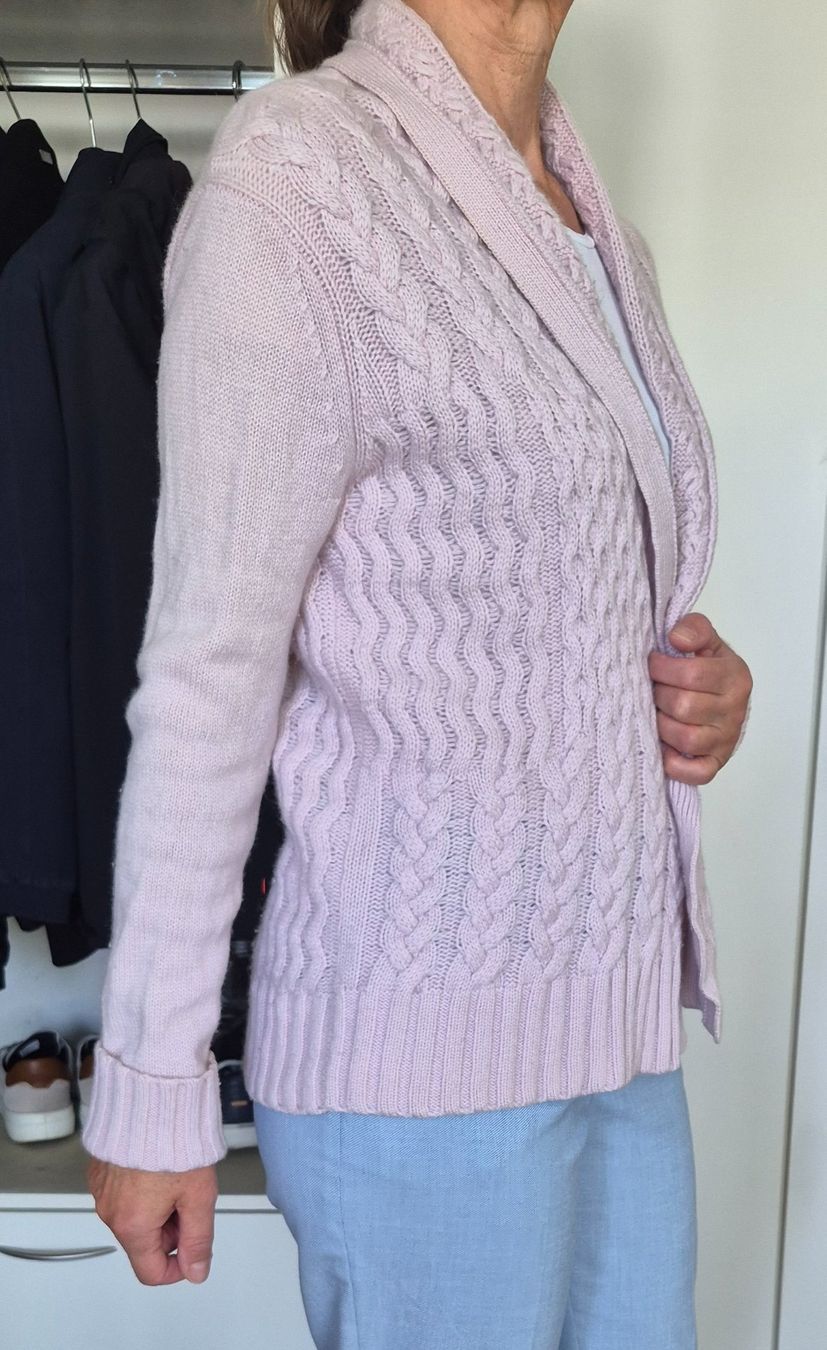 Modissa Giacche: MOD Atelier Pure Cashmere Strickjacke – Usato da Zürich venduto da Mokile