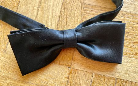Elegante, schwarze Fliege - wie neu