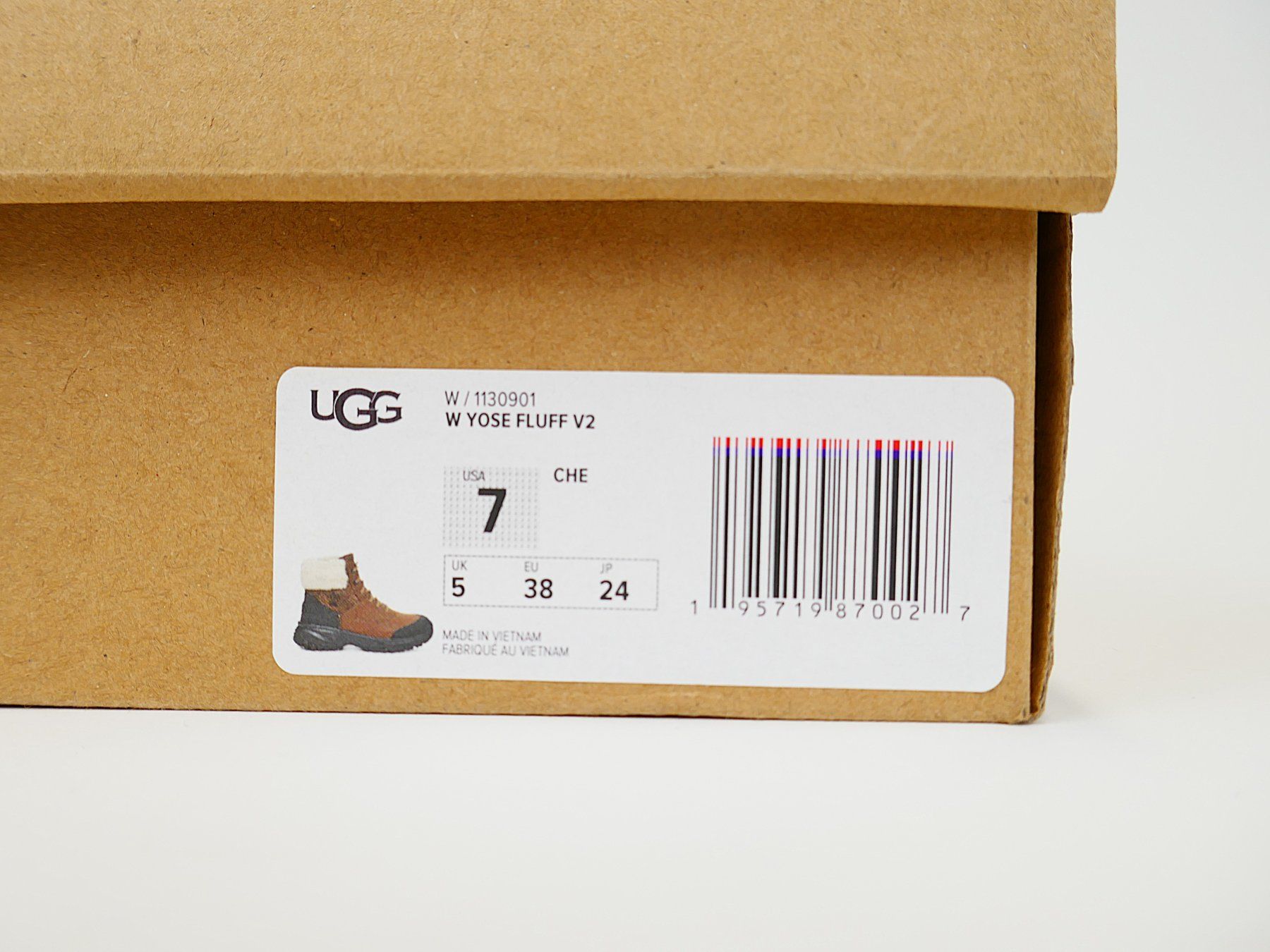 Ugg Scarpe da donna: UGG Yose Fluff – Nuovo (secondo la descrizione) da Urtenen-Schönbühl venduto da Restwert_Schoenbuehl 9