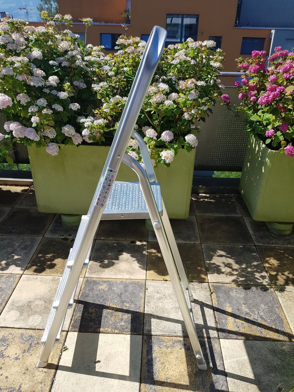 Scale: Haushaltleiter Aluminium mit 4 Tritten – Usato da Jona venduto da dampfnuggi 1