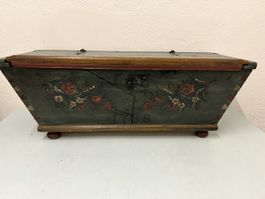 Antiker Holz Truheaus Appenzeller Bemälde  datum, 1788