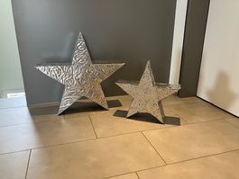 Weihnachtssterne aus Metall