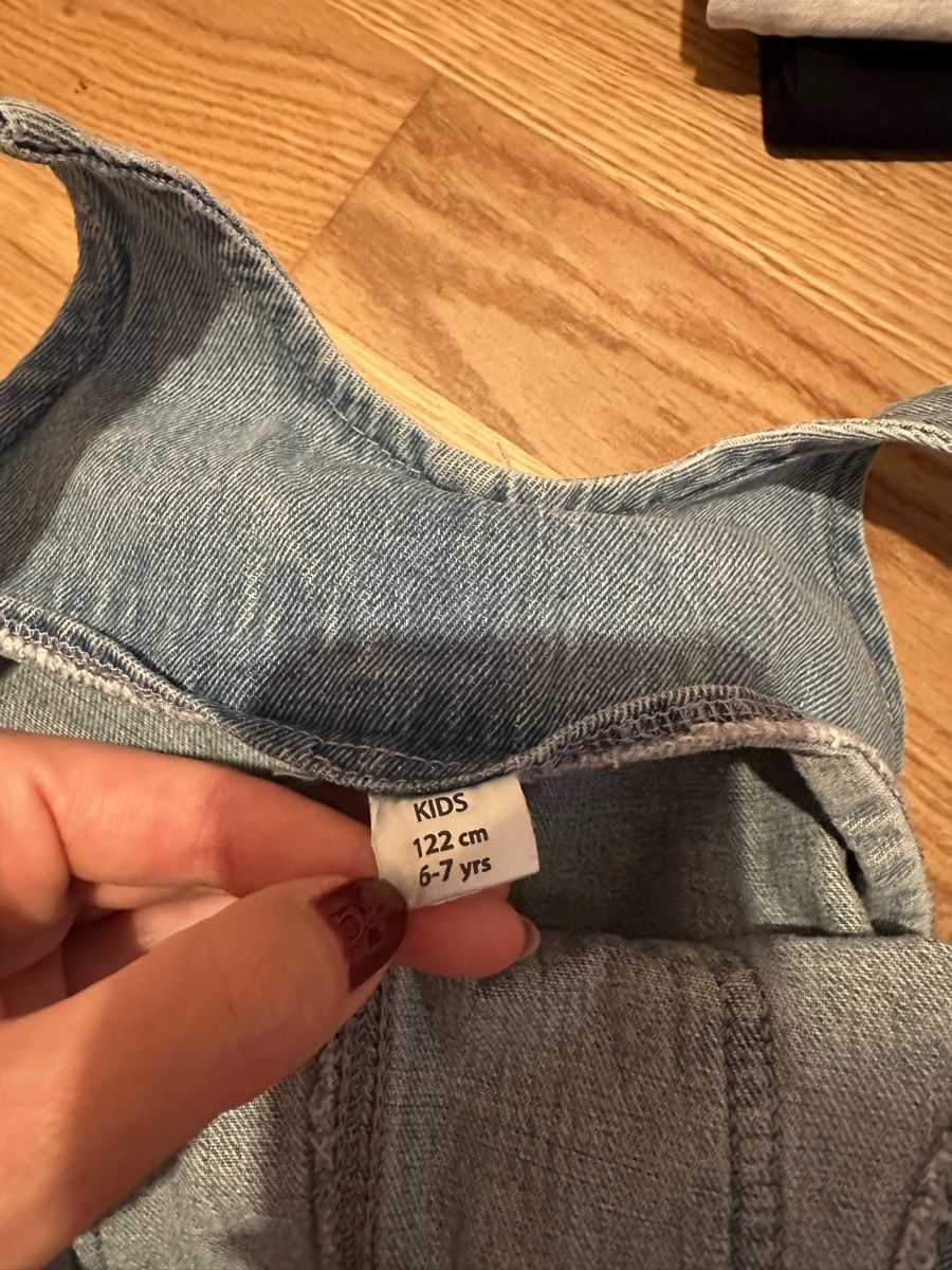 H&M Ensembles coordonnés: Grosses Paket Mädchen – D'occasion à Hinwil par BMW-M-E60 4