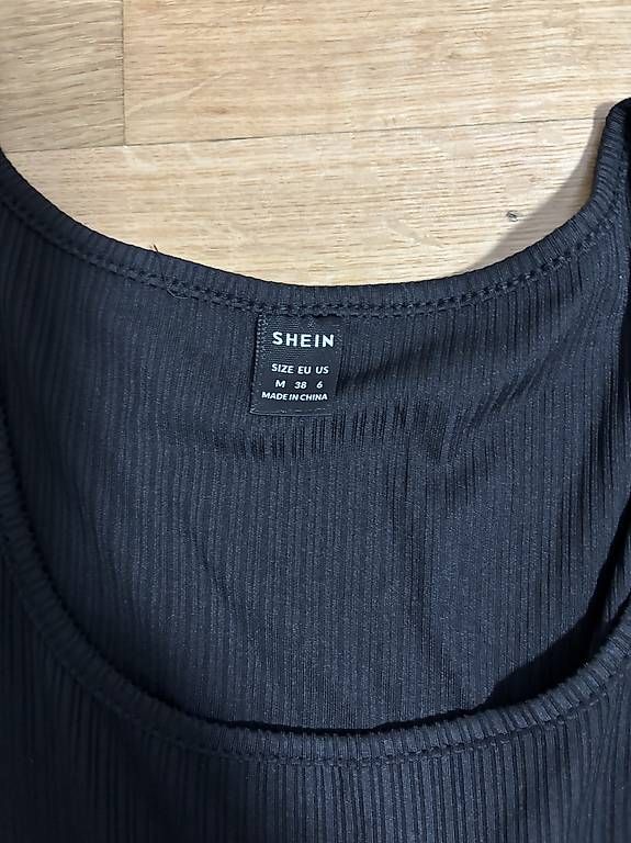 Kleider: Robe – Gebraucht aus Monthey von Susii_M 1