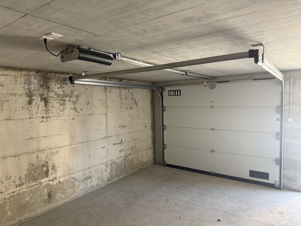 Porte: Normstahl garagentor, ohne antrieb – Usato da Wiggiswil venduto da fmg_c6jr 1