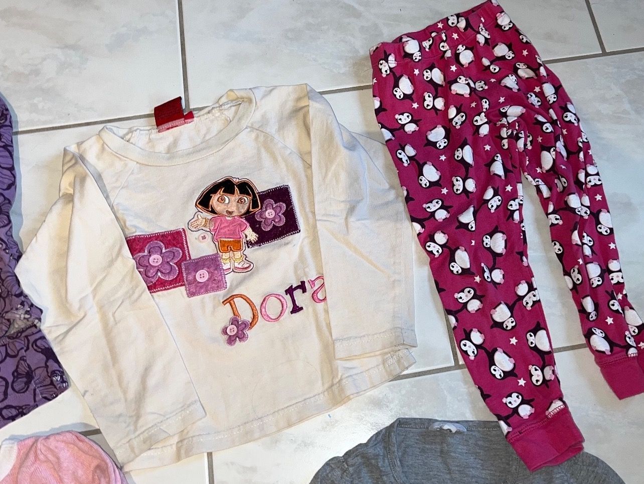 Kleiderpakete & -sets: Kleiderpaket Grösse 98/104 16 Teile – Gebraucht aus St.Pantaleon von frodobi 5