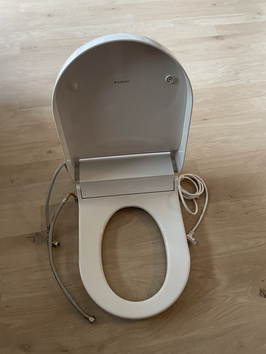 Geberit WC: Geberit aqua clean  – Gebraucht aus Wengen von Bemorg