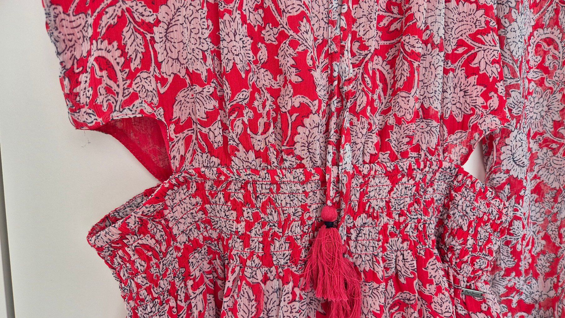 Pepe Jeans Kleider: PEPE JEANS Langarm-Kleid, rot/weiss, M – Gebraucht aus Münchenstein von Trinity 2