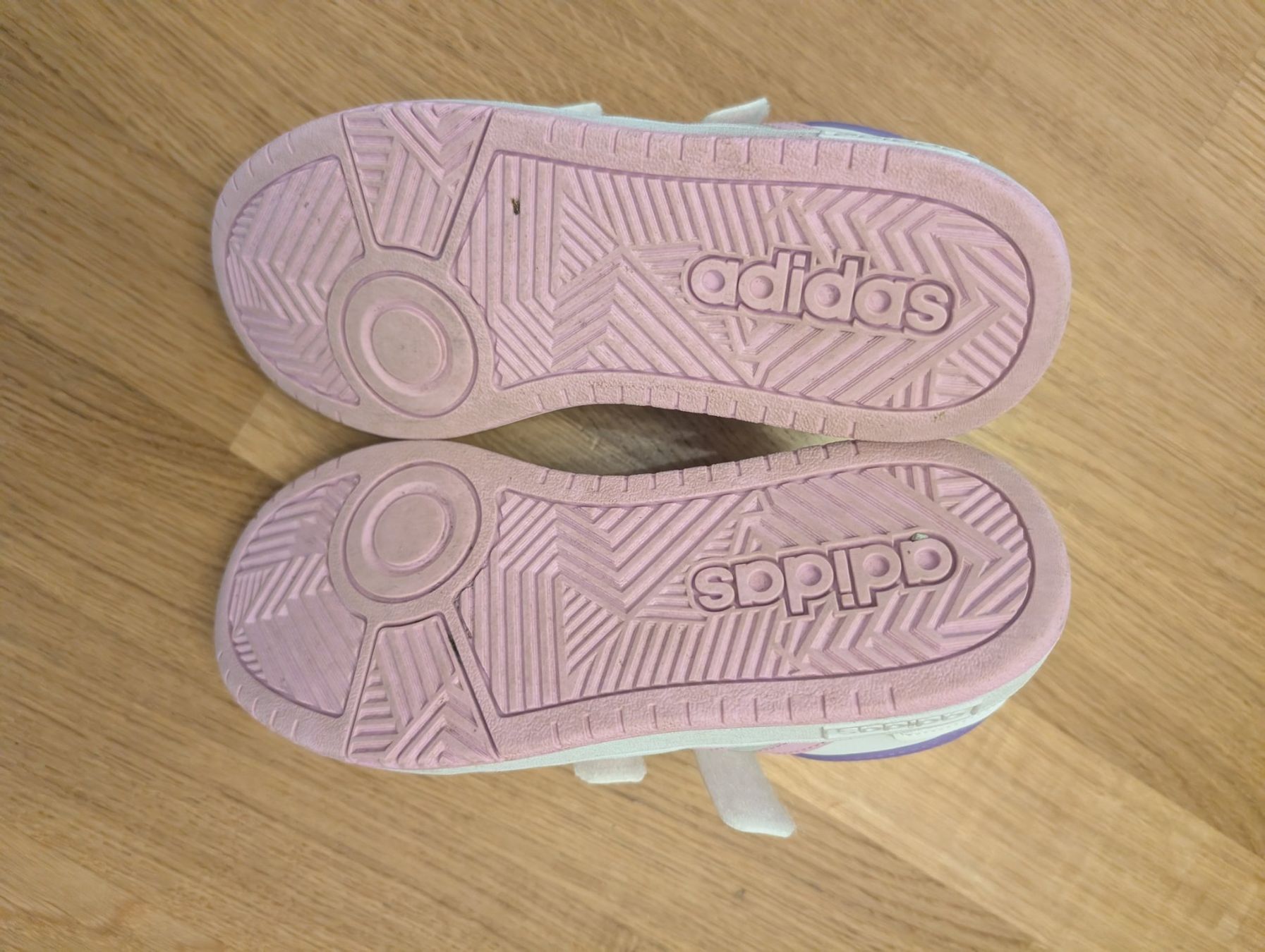 Adidas Scarpe per ragazze: Adidas Turnschuhe Grösse 35 – Usato da Zürich venduto da Nicolass1980 1