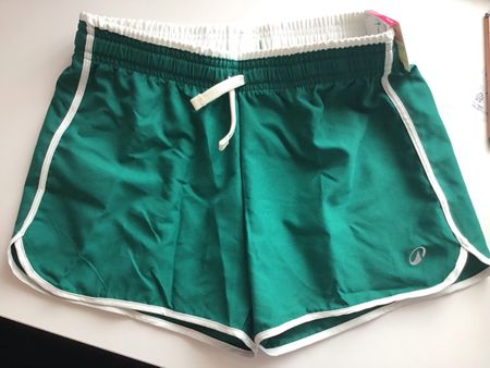 Sportshorts -Gr.152 - Neu Und mit Etikett