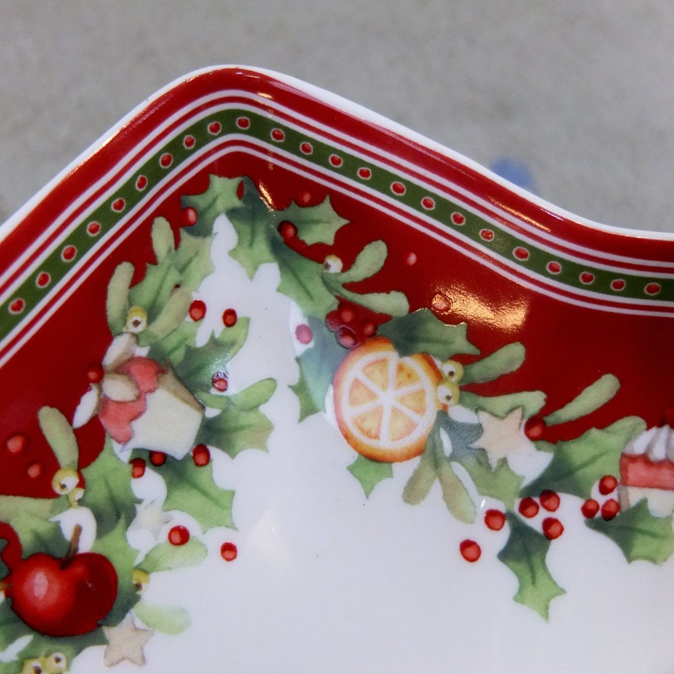 Villeroy & Boch Schalen: Obst- oder Weihnachtsgutzischale von Villeroy & Boch – Gebraucht aus Basel von Brocki-auf-dem-Wolf 4