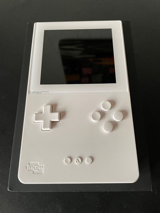 Analogue Pocket mit Zubehör Kaufen auf Ricardo