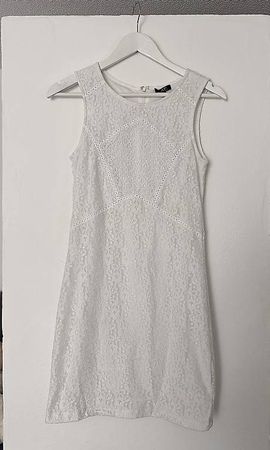 Sommerkleidchen allover Spitze weiss Gr. M