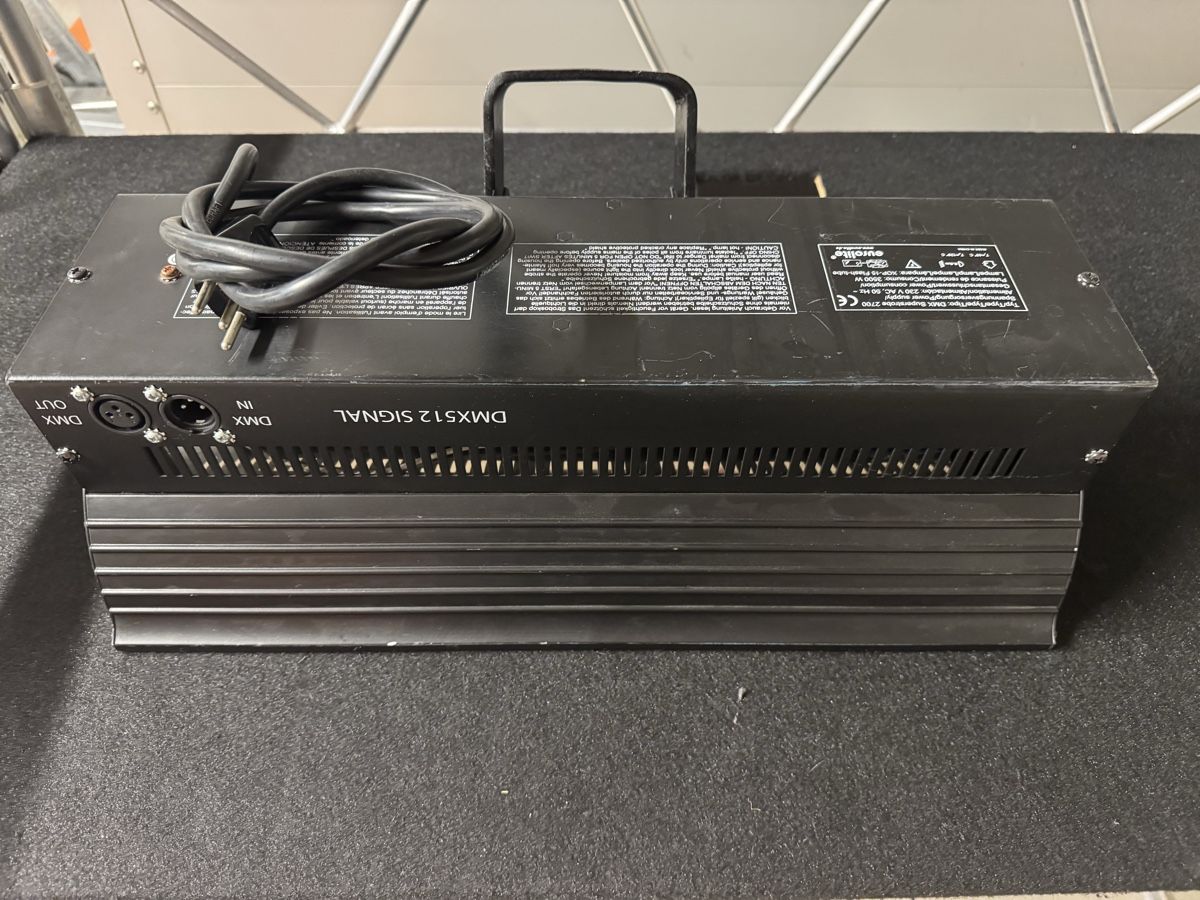 Lampade: Eurolite Stroboskop Superstrobe 2700 DMX – Usato da Ehrendingen venduto da Sansav 2