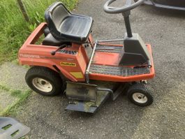 Rasenmäher traktor