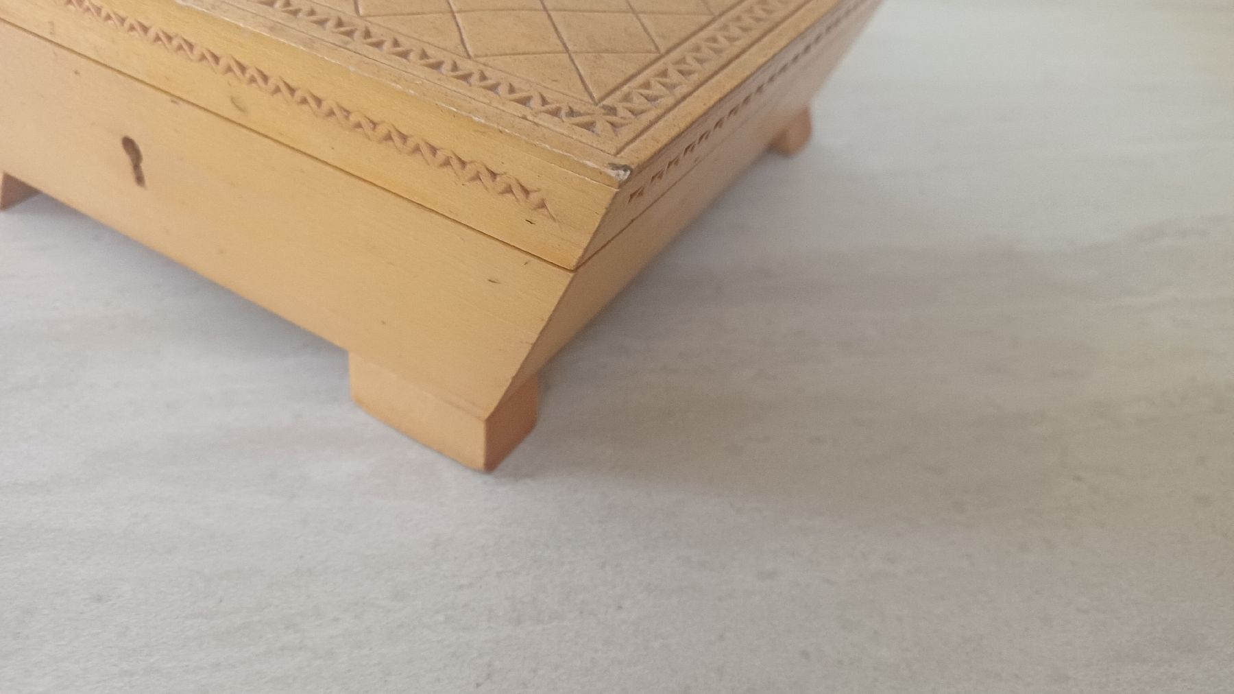 Coffres: Schöne Schatulle  – D'occasion à Flawil par Naphtali 4