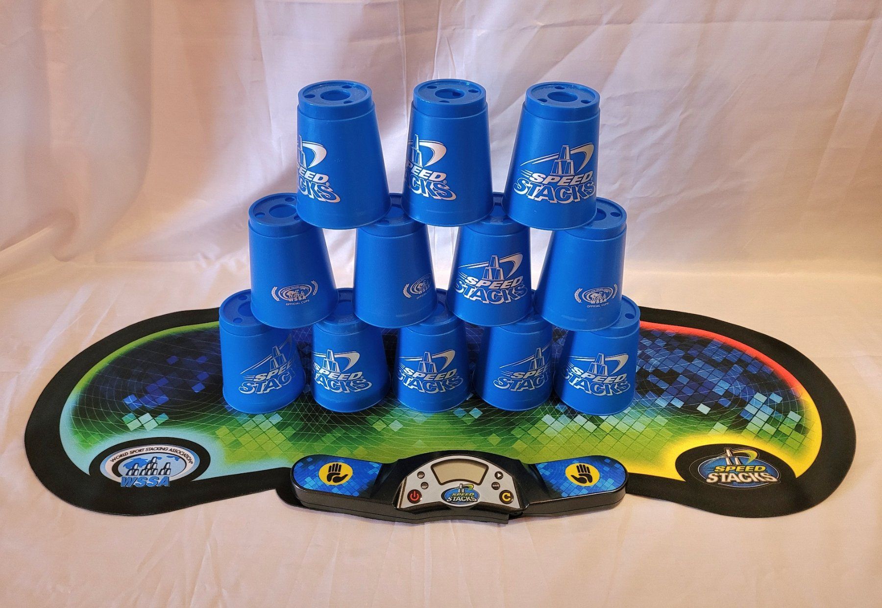 Spiele: Speed Stacks Set Gen4 - Speed Cups - Becher stapeln – Gebraucht aus Madiswil von