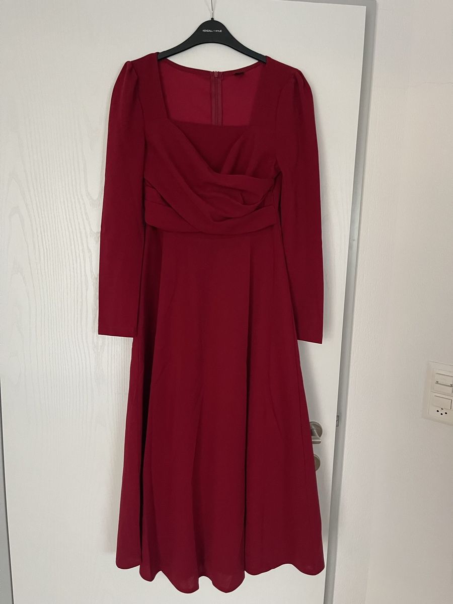 Shein Vestiti: Rotes Kleid mit langen Ärmeln, Grösse 36 - Herbst/Winter – Usato da Bremgarten AG venduto da arl_8nbf