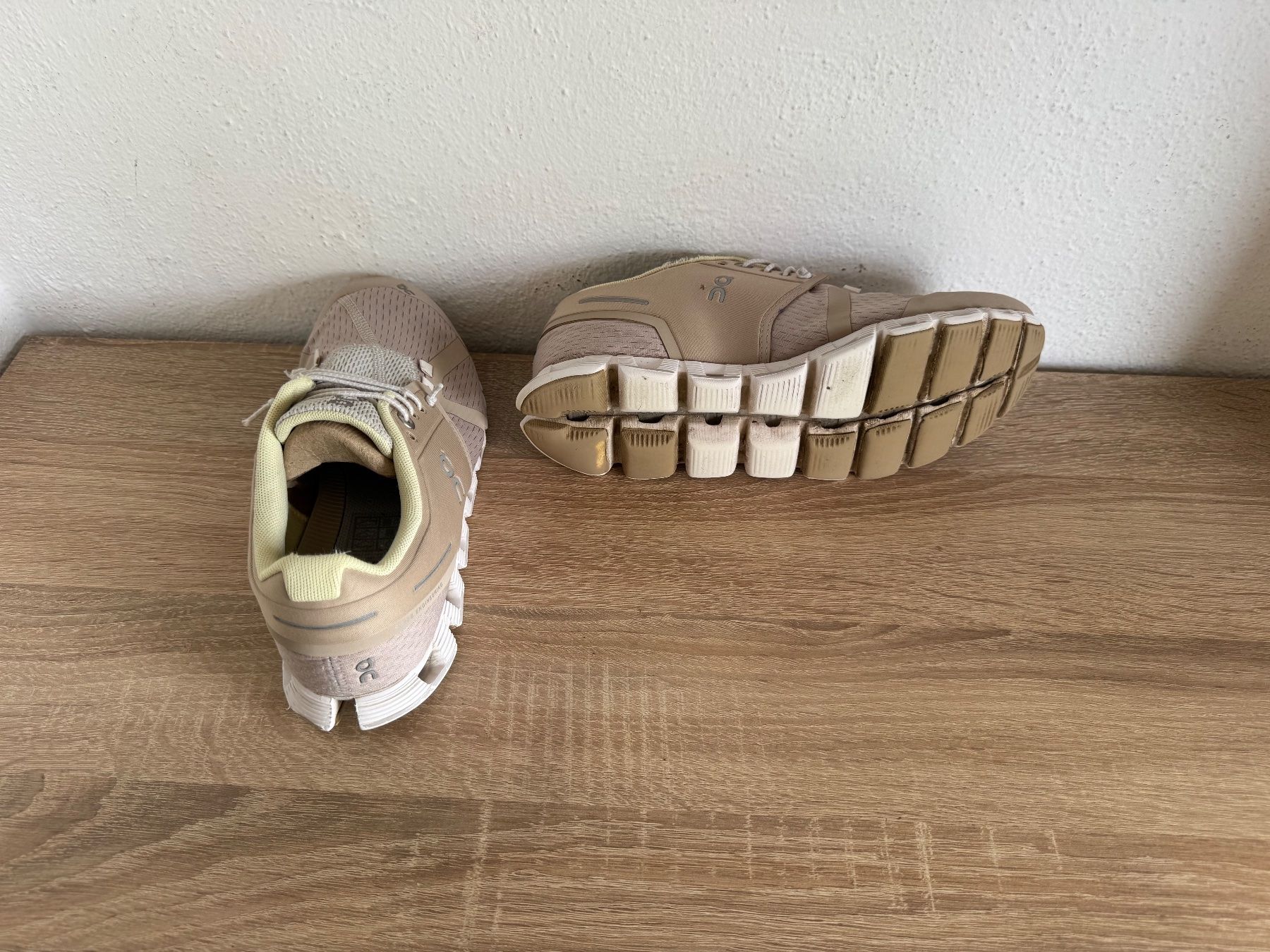 On Scarpe da donna: On Schuhe 38.5 – Usato da Frauenfeld venduto da lona05 2