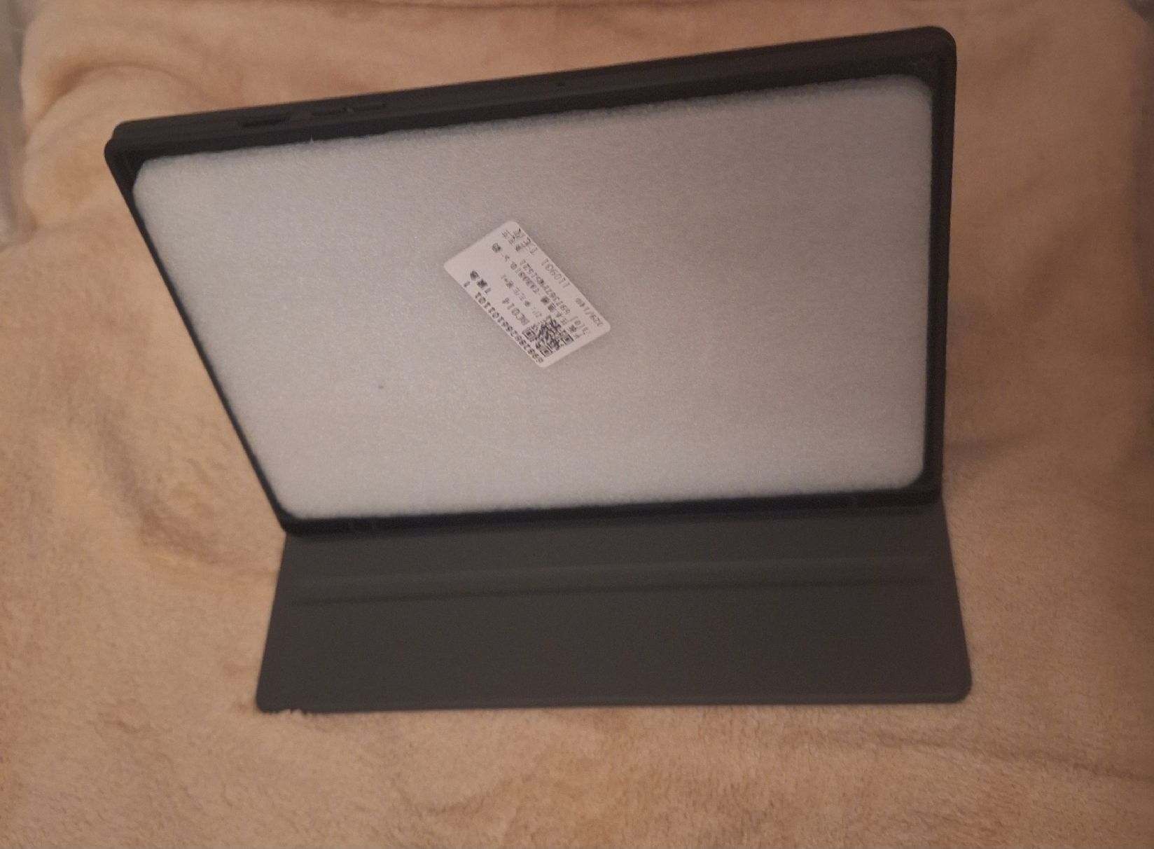 Samsung Covers & Borse: Etui pour galaxy tab A8 NEUF – Nuovo e nell'imballaggio originale da Viganello venduto da Ul-principe-pinin 2