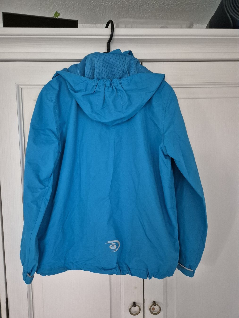 Jacken: Regenjacke Gr.146-152 – Gebraucht aus Wetzikon ZH von Silberfuchsauge 1