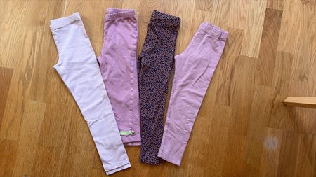 Mädchen Leggings 4er Set Lila gemustert Grösse 4-5 Jahre