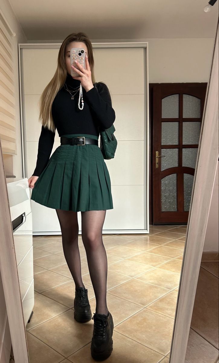 Zara Kleiderpakete: Jupe, Minirock, Gr. S-M, Neu! Set – Neu und originalverpackt aus Brüttisellen von nic_xm7s 2