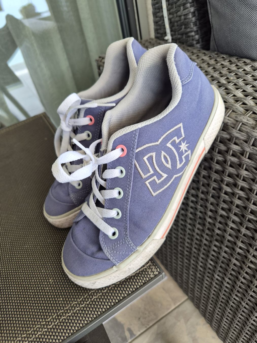 DC shoes Scarpe da uomo: DC Sneakers blau, Gr. 37,5 – Usato da Niederrohrdorf venduto da Miripfiri 3
