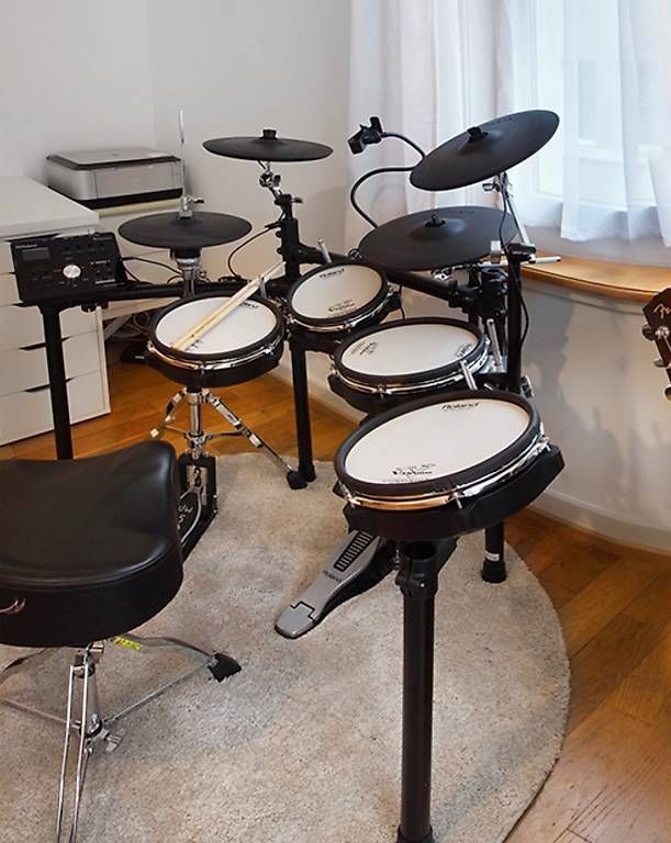 Roland Strumenti musicali: Roland E-Drum - Komplett-Setup – Usato da Zürich venduto da Ja-Comet 2