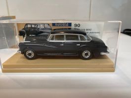 Mercedes Benz 300 W 189 Adenauer 1-43 Rio 417 Boden Riss