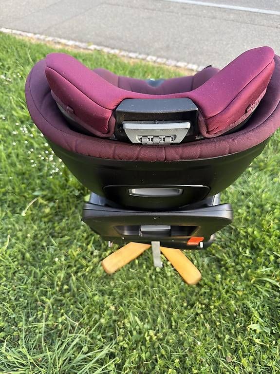 Seggiolini per auto: Britax Römer DUALFIX M I-SIZE – Usato da Männedorf venduto da mih_dv9h 2