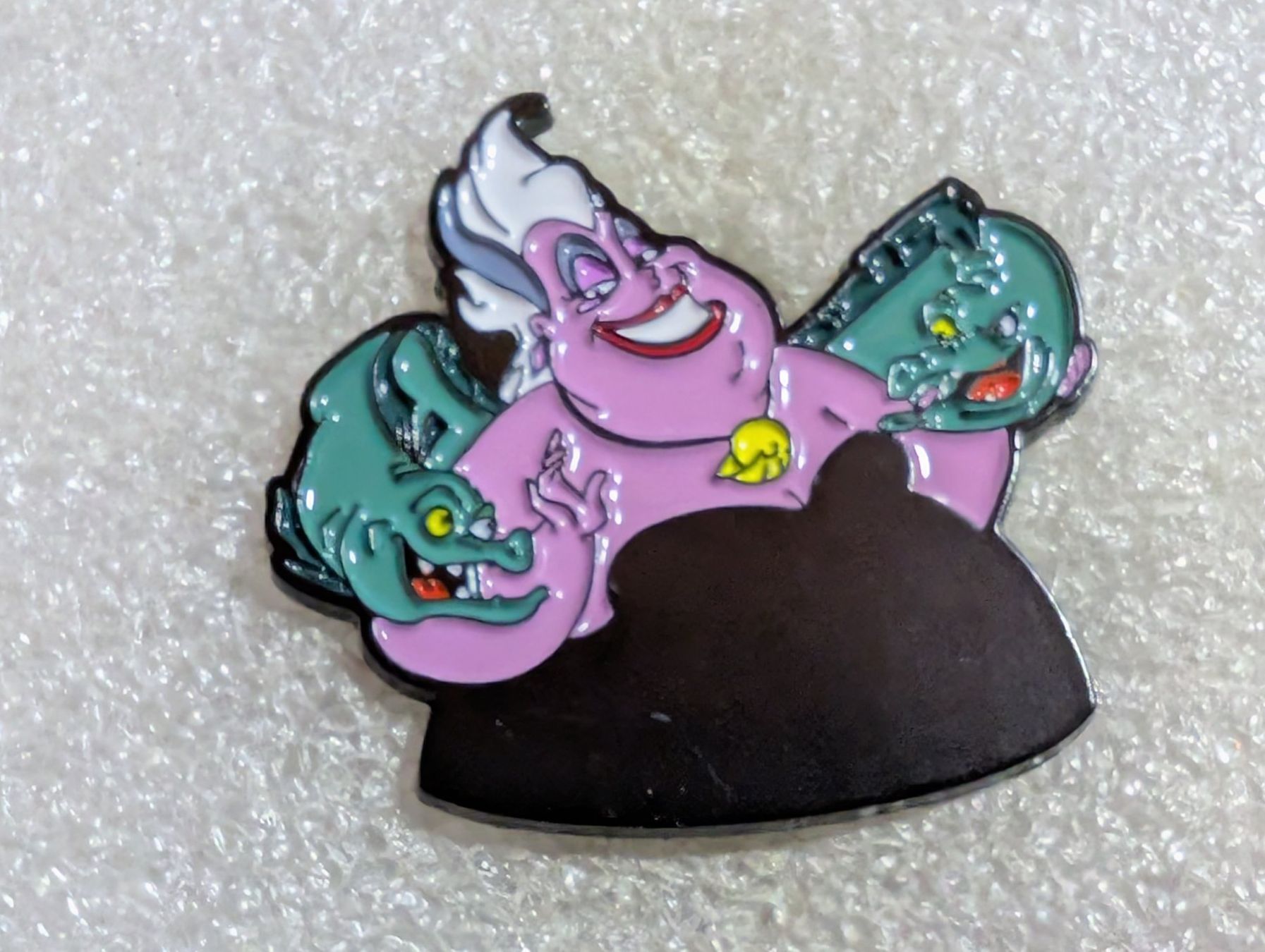 Plaketten & Abzeichen: Ansteckbutton 240: Disney – Gebraucht aus Oppligen von Pin-Fall-Shop