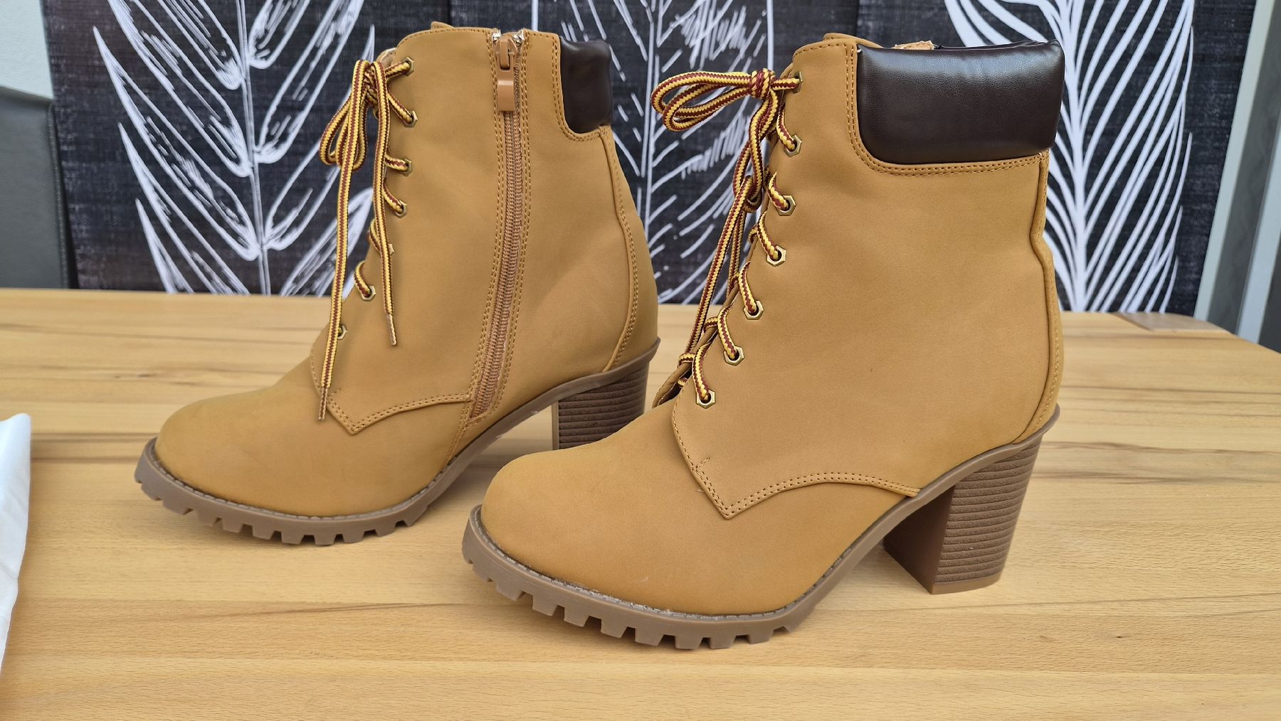 Damenschuhe: Stiefeletten Gr. 41 camelfarbig  – Gebraucht aus Winznau von banditgsf 1